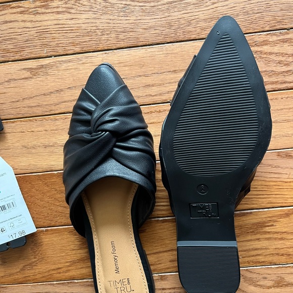 Black slides - Picture 2 of 5